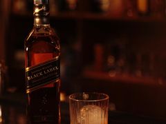-Mx.cocktail bar