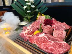 -铭牛烧肉·和牛海鲜自助(高新月牙湖店)