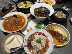 -小厨娘绣中淮扬(总统府大行宫店)