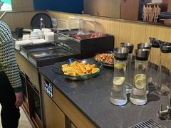 -小鱼小牛(世欧广场店)