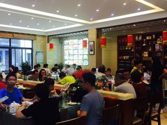大堂-自游人·美食一楼·地道徽菜(三十年名店)