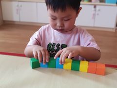 -贝贝楷托育早教中心