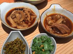 -百春原湖南牛肉粉(百联世纪店)