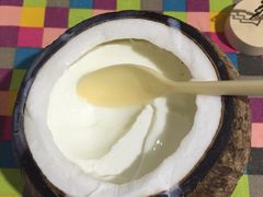 -志龙皇冠吃货椰子铺