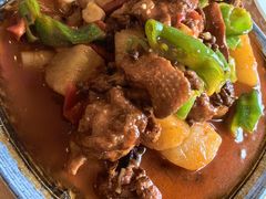 新疆大盘鸡-维吾尔餐厅(宜山路店)