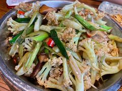 大盆有机花菜-呱呱叫民俗风味主题餐厅(沣峪口店)