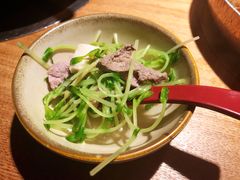 黑猪灼泉水时蔬-吃饭皇帝大(解放西路店)