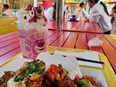 -Lotso Lunch Box 草莓熊餐盒