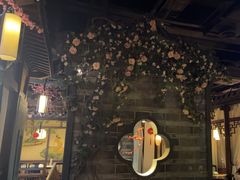 -韵秋荷(宝山龙湖天街店)