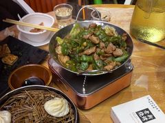 -老街烧烤大排档·地道湖北菜·龙虾馆(汉口火车站店)
