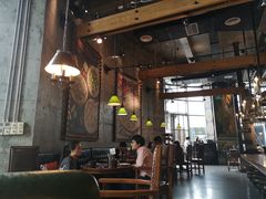 景观位-I HOLIC艾豪丽披萨(KKone店)