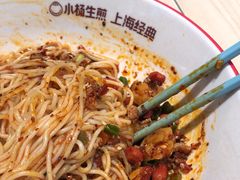 -小杨生煎(金山百联购物中心3楼店)