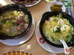 -闫家驴肉老店(华电一校店)
