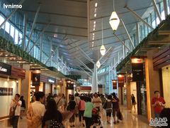 -东荟城名店仓