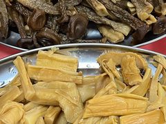 -广宁炭炉鸡煲·富临门饭店