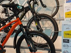 -迪卡侬(雨花店)