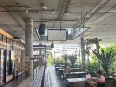 -ROAST coffee & eatery