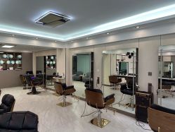 -红人馆造型十添