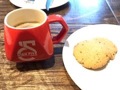 -HIGH FIVE哈福手工汉堡(桂林路店)