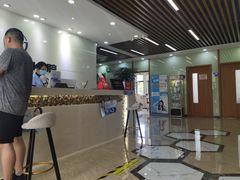 -茂菊口腔连锁(浦东南路店)