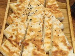 饽饽饼-王明古法砂锅居(开化寺店)