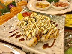 -青瓦餐厅·生鱼片·韩园烤肉(西塔店)