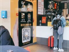 -麦当劳(卫星广场店)