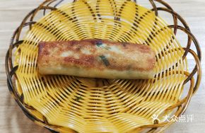 Leek and Vermicelli Rolls
