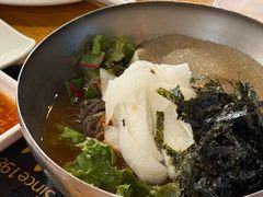 -Myth猪蹄(明洞店)