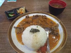 唐扬鱿鱼须咖喱饭-犀牛家猪排