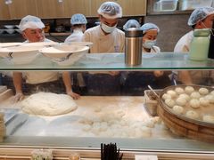 -李与白包子铺(桐梓林店)