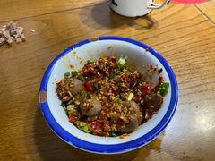 -赞花婆鲜兔辣卤火锅