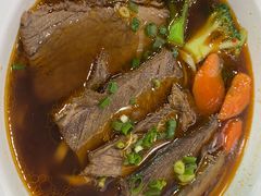 金牌红烧牛肉面-康师傅私房牛肉面(北京南站店)