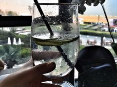 -青岛朗艺美术馆·海景咖啡
