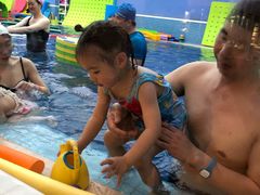 -龙格亲子游泳·水育早教运动中心(绿宝中心)