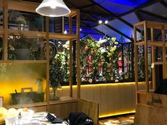 大堂-南城十里潮汕鲜牛火锅·鲜虾生滚粥(融汇老商埠店)