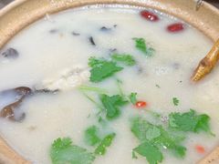 铁棍山药炖江团鱼-掌柜的店·河南菜(日月光店)