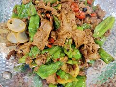-湖南人家湘菜馆(镇江路店)