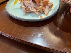 -东口码头·烧鸽子·鱼头泡饼·地方菜(金鹰悦城店)