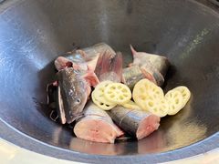 -老刘生态大鱼坊铁锅炖鱼(赛马场店)