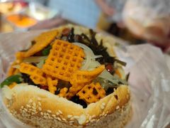 -三兄弟高炉烧饼