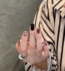 -悦指间美甲美睫