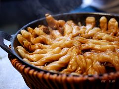 大公鸡粘卷子-华盛园卷子王农家菜水库鱼