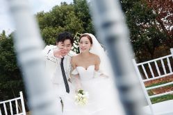 -太郎花子婚纱摄影艺术中心