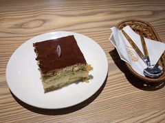 -嗒令甜品·主题融合料理餐厅(首座时代店)