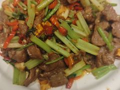 -鑫巴蜀小镇 · 水煮鱼专研店(玉桥店)