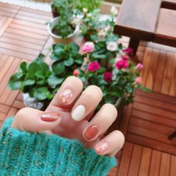 -初NAIL日式美甲美睫沙龙