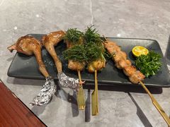 紫苏鸡腿肉-人间酒暖·Go blanc·烧鸟·深夜食堂(陆家嘴店)