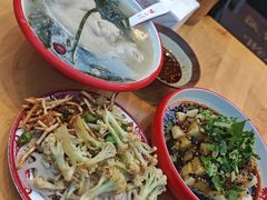 -朱大嘴肥肠血旺(福字街店)