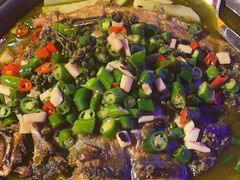 -令狐冲·炭烤活鱼(宝龙店)